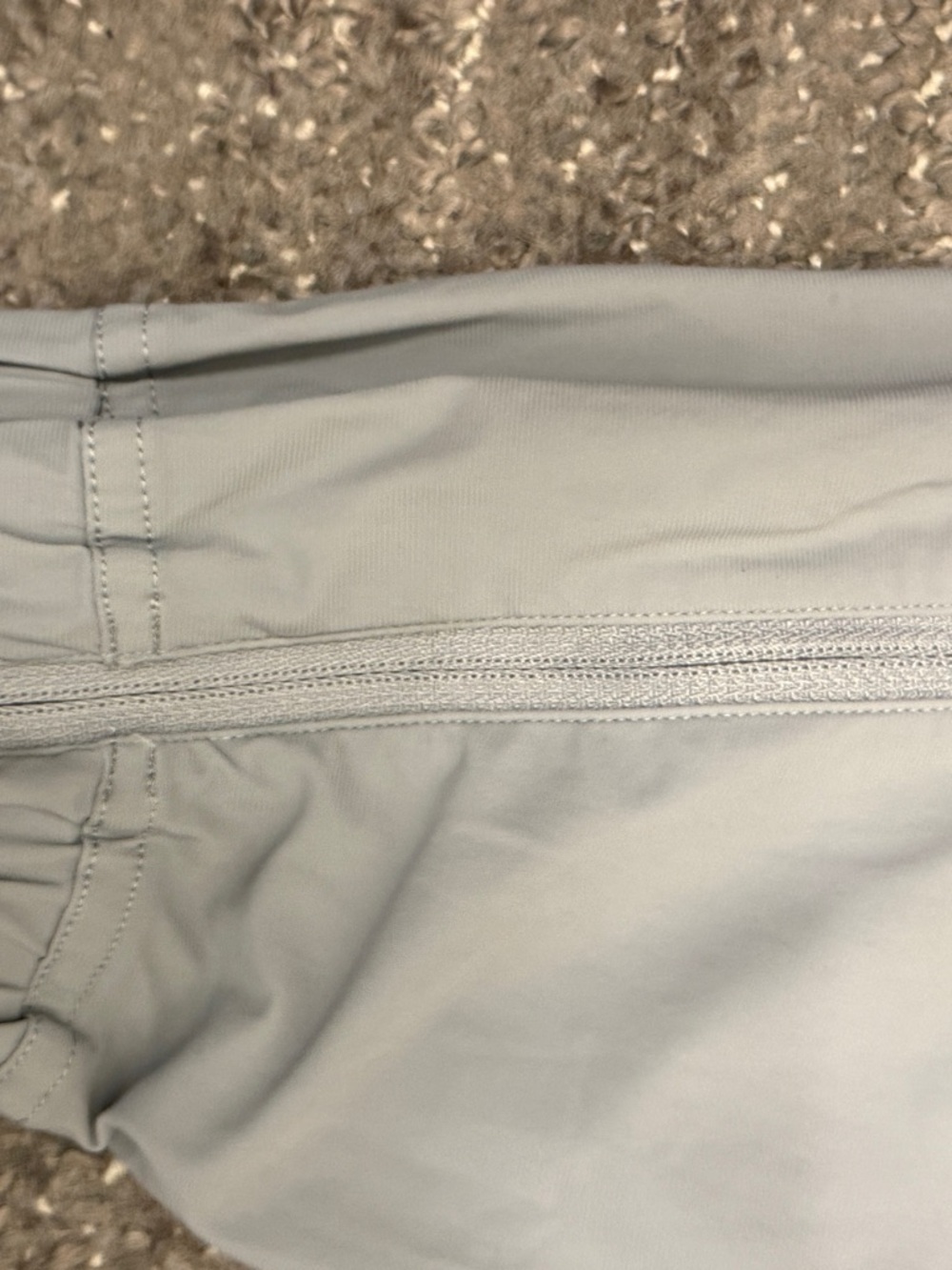 lululemon athletica Light Gray Workout Leggings with Reflective Logo - Picture 4 of 4